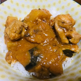 さつまいもとなすのバターチキンカレー